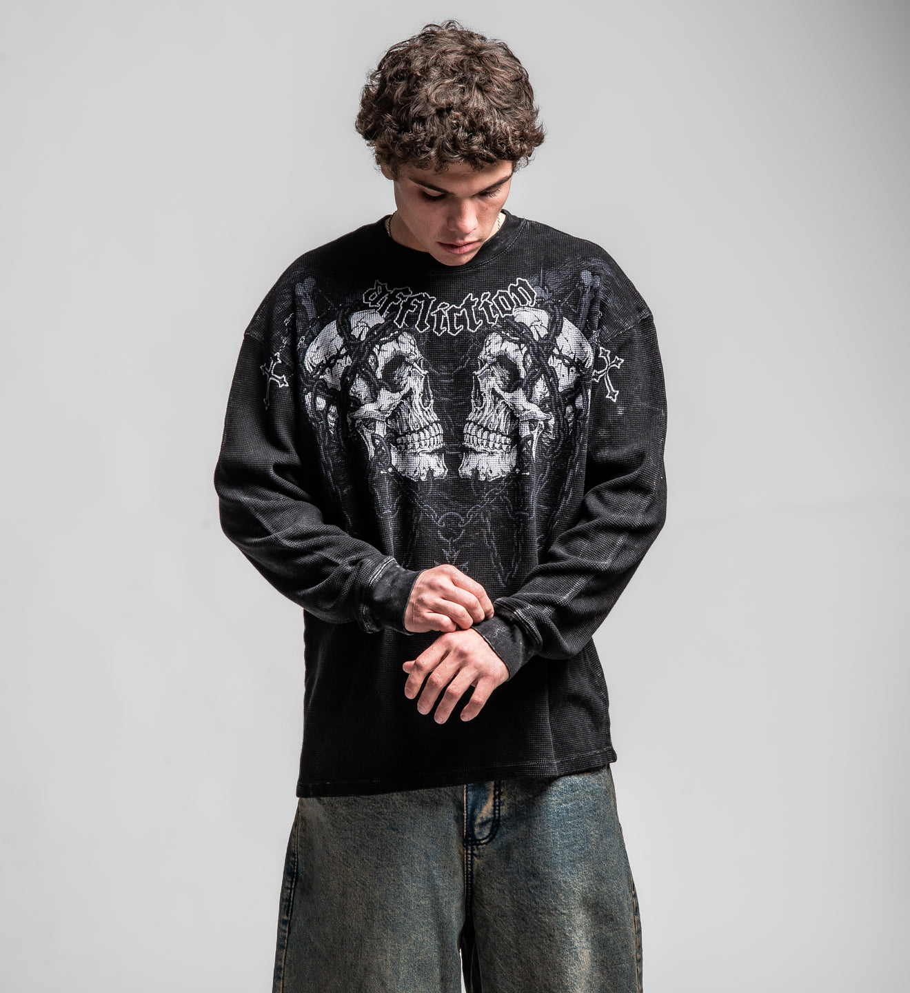 Chained Saint Thorns LS Thermal