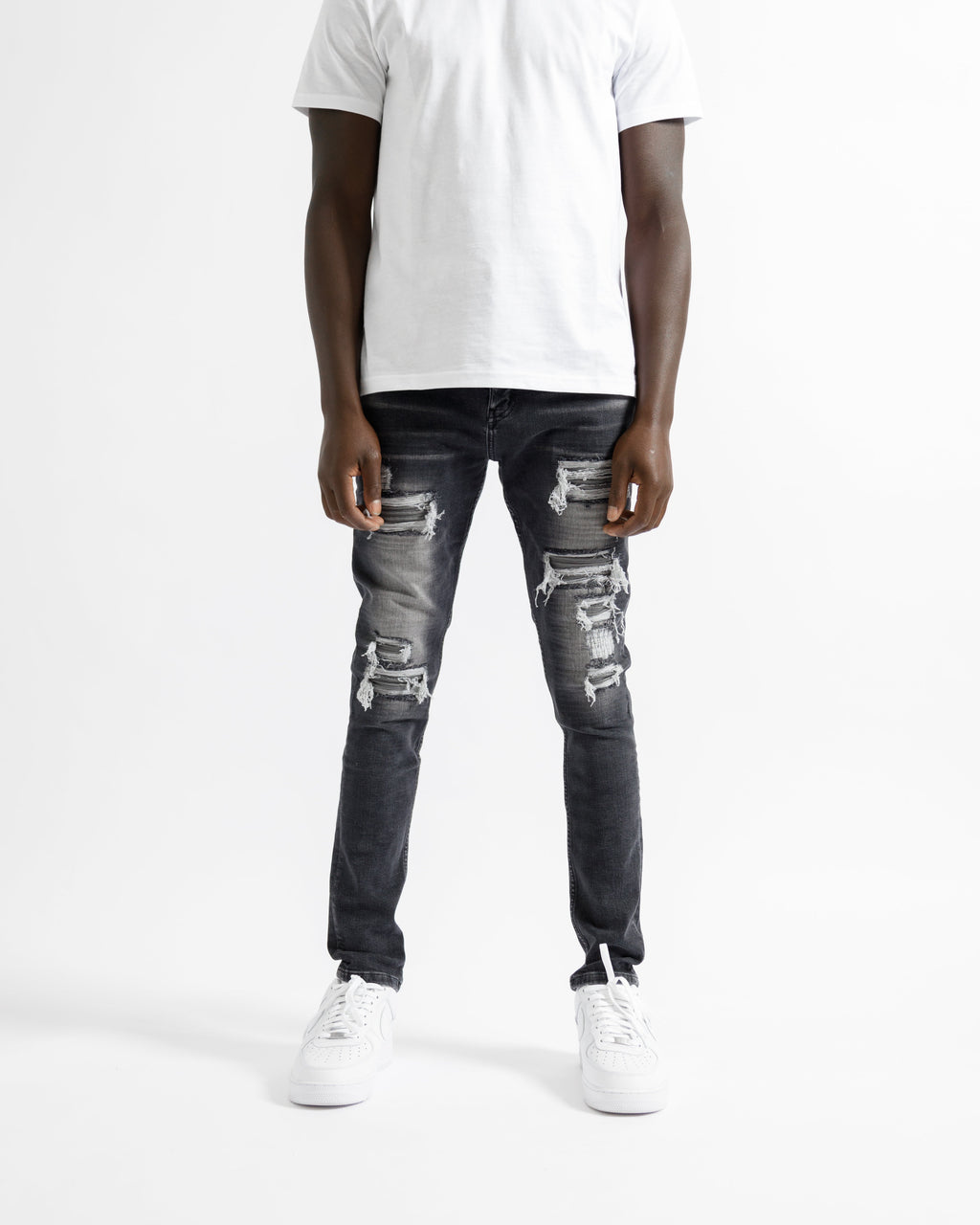 Magiri Nanterre Ripped Jeans in Grey