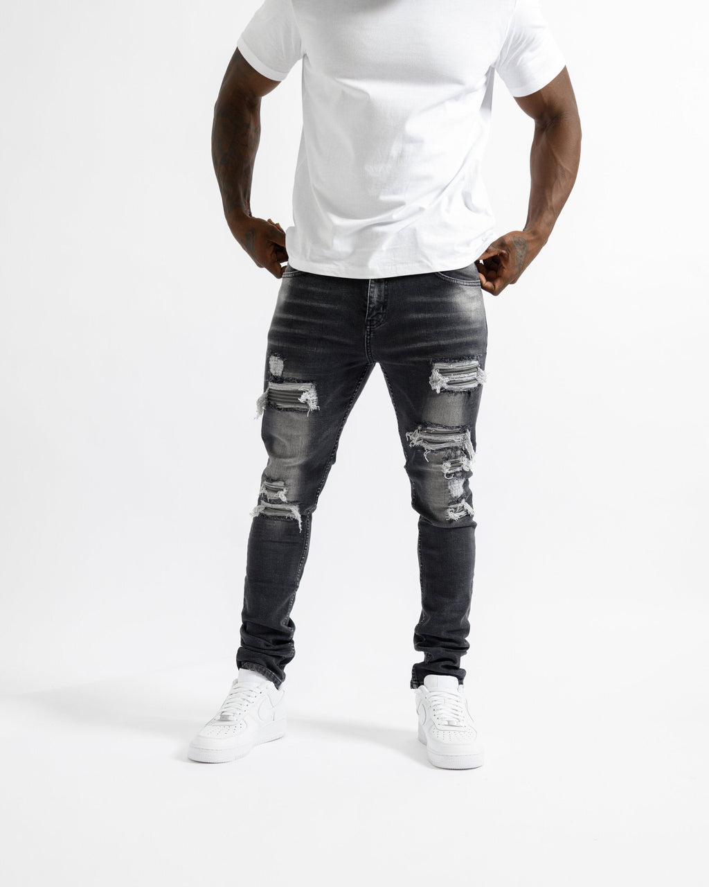Magiri Nanterre Ripped Jeans in Grey