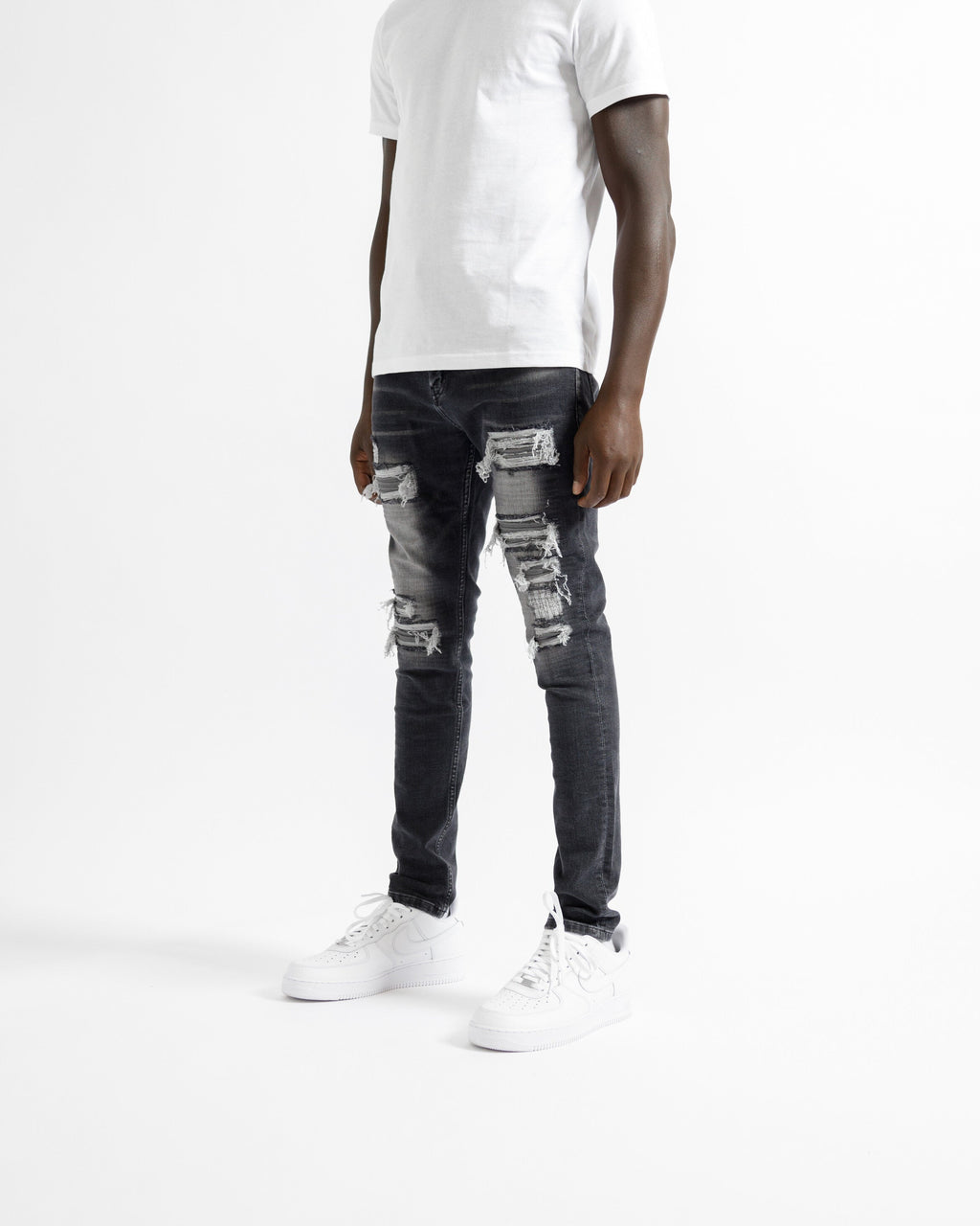 Magiri Nanterre Ripped Jeans in Grey